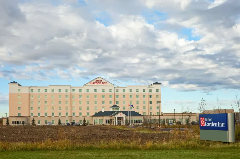 Hilton Garden Inn Edmonton International Airport - Image 1