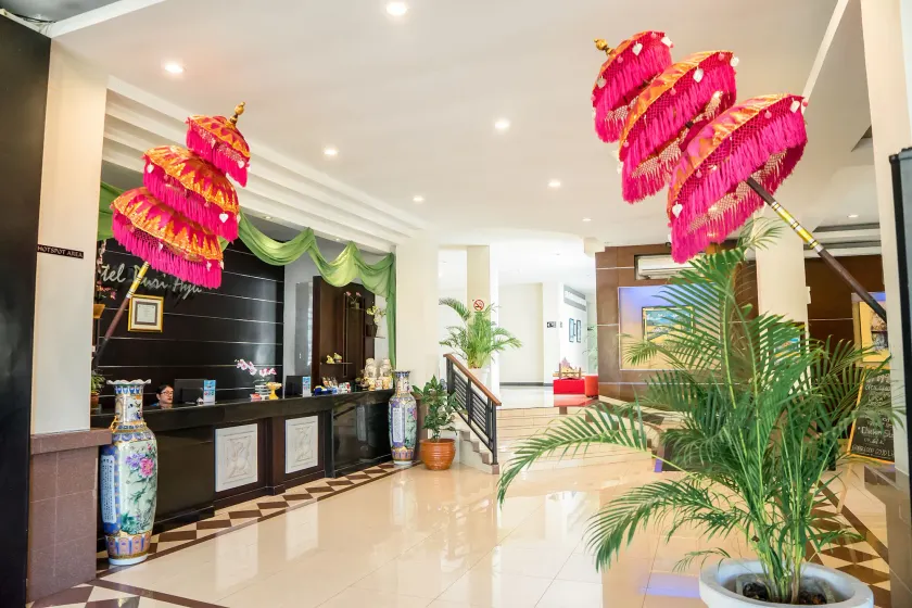 Hotel Puri Ayu - Image 1