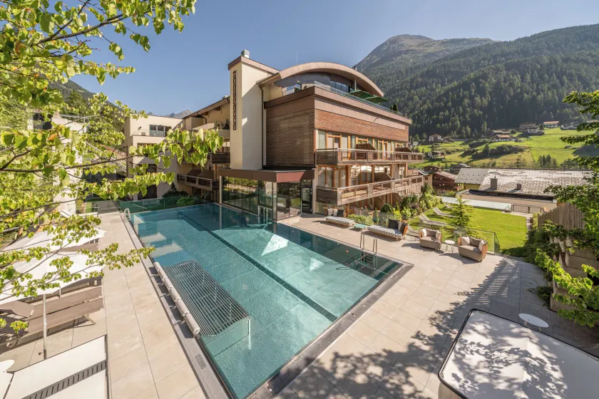Bergland Design- und Wellnesshotel - Image 1