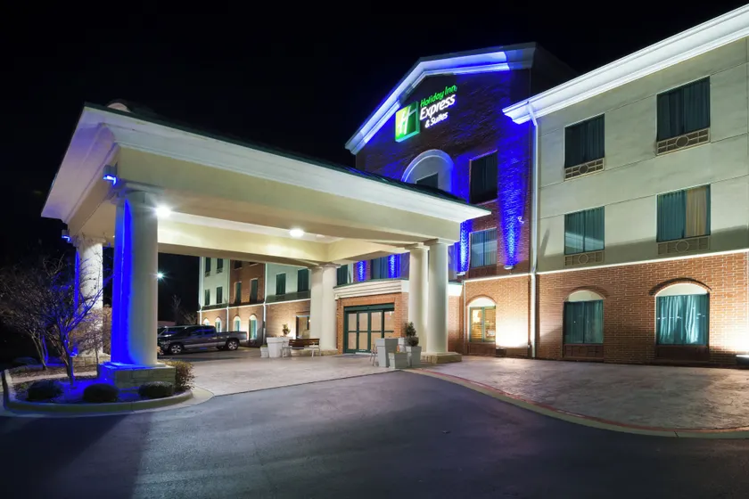 Holiday Inn Express Suites Little Rock West by IHG - Image 1