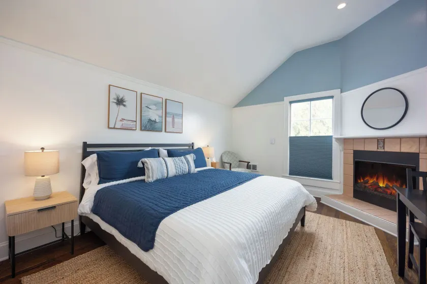 BytheSea Inn  - Image 1