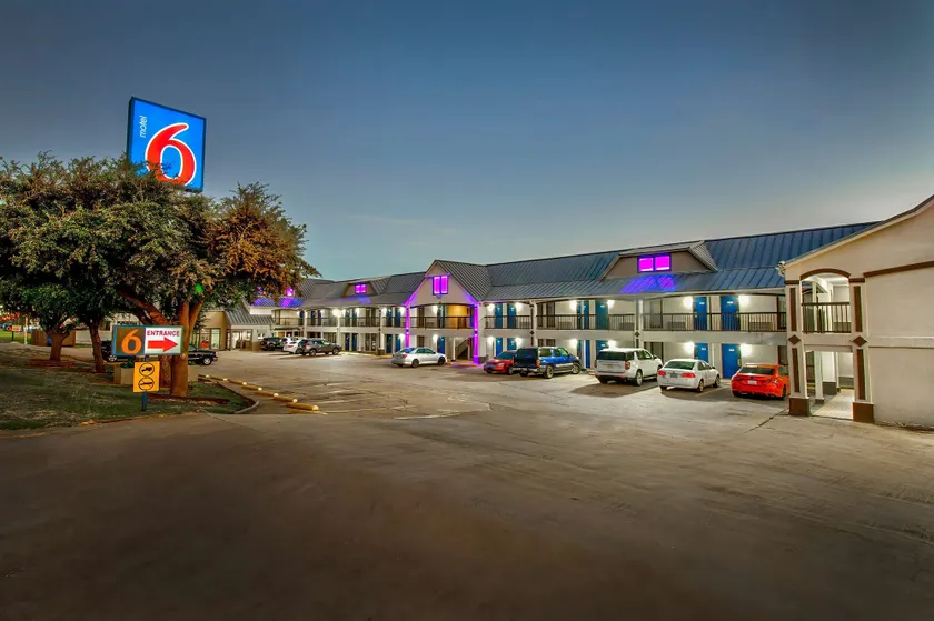Motel 6-Fort Worth, TX - White Settlement - Image 1