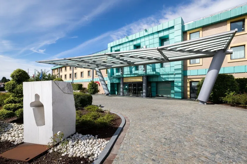 Crowne Plaza Milan - Malpensa Airport by IHG - Image 1