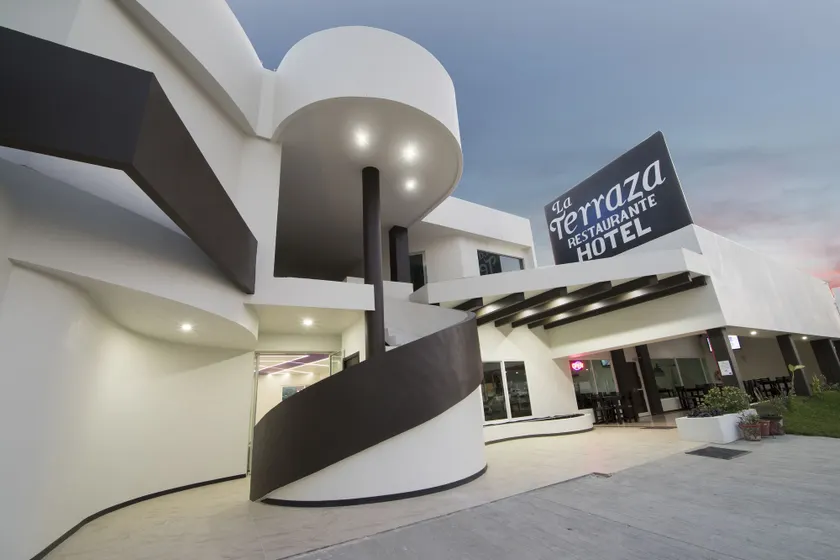 La Terraza Hotel - Image 1