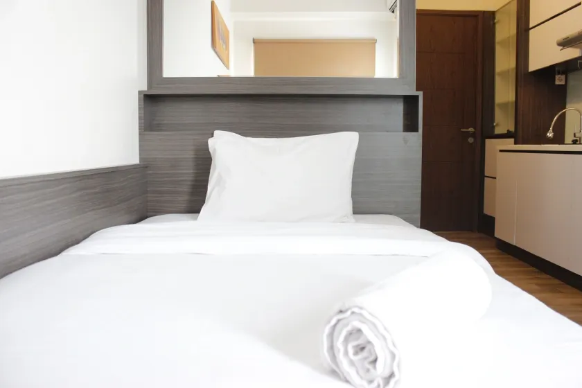 Chic Studio Apartment at Harvard Jatinangor By Travelio - Image 1