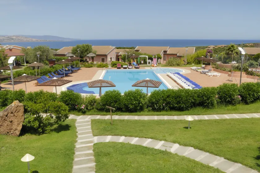 Cala Rosa Club Hotel - Image 1