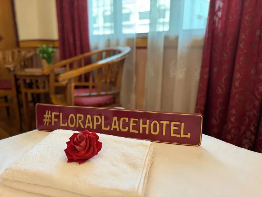 Flora Place Hotel - Image 1