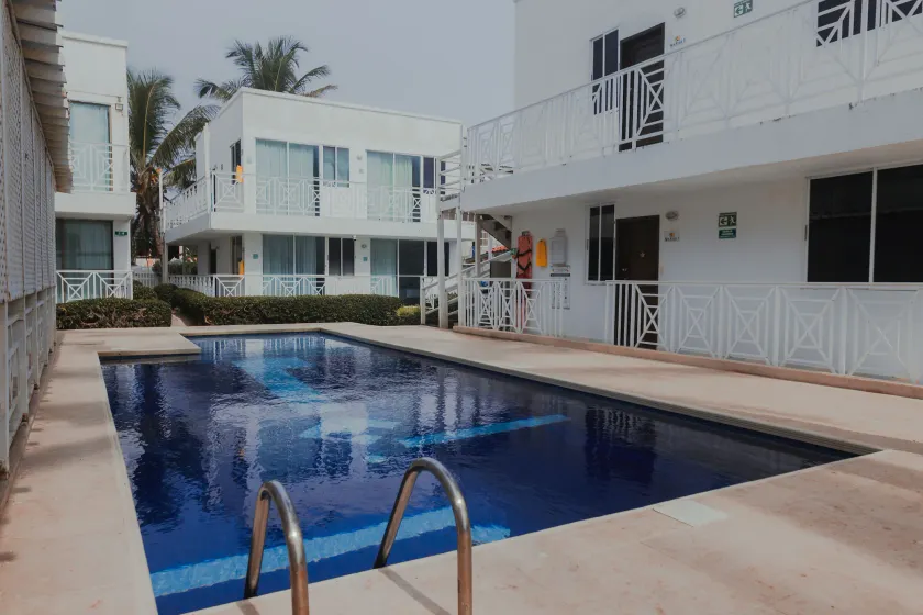 Hotel San Luis Beach House By OxoHotel - Image 1