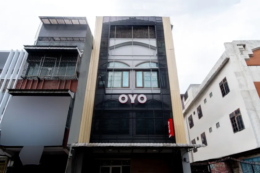 Hotel O Festive Inn - Image 1