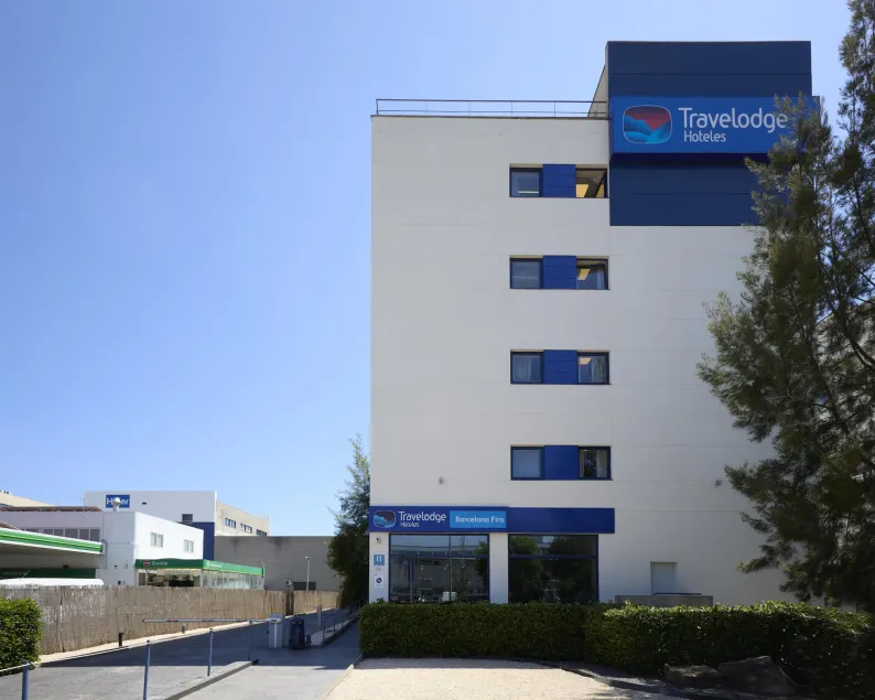 Travelodge Barcelona Fira - Image 1