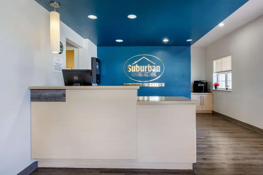 Suburban Studios Birmingham Homewood I-65 - Image 1
