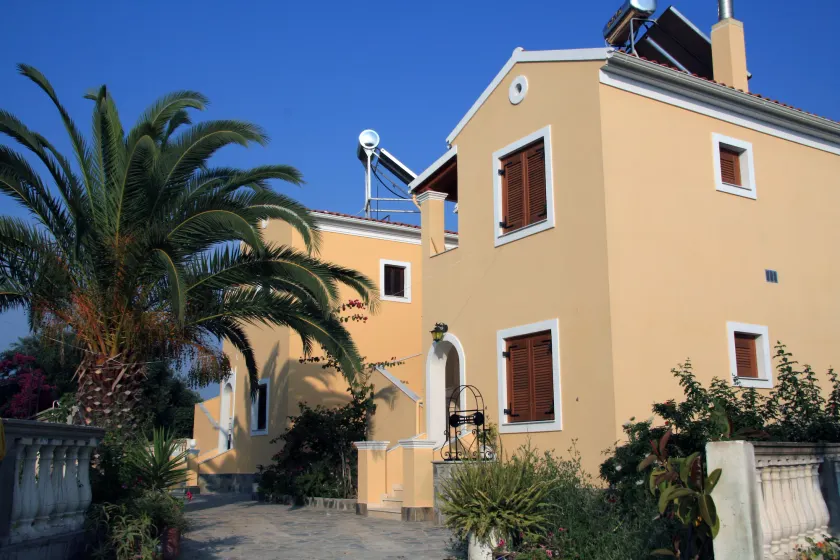 Villa Helen - Image 1
