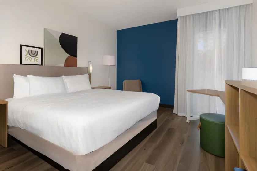 Spark By Hilton Montreal Midtown - Image 1