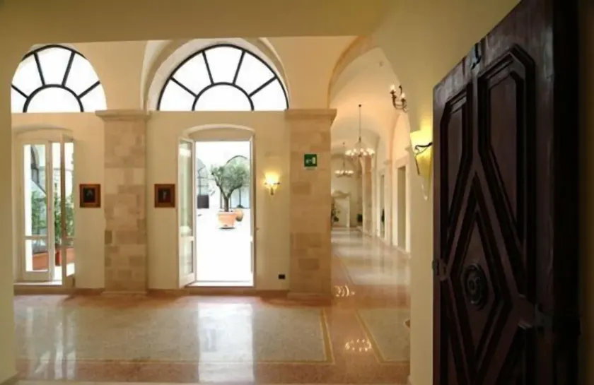 San Paolo Al Convento - Hall