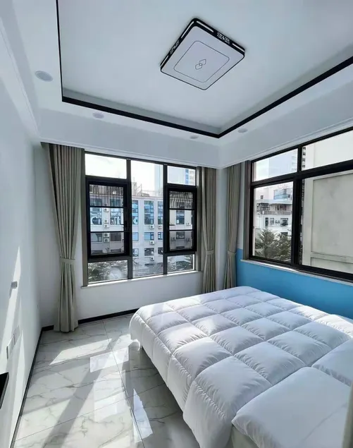Jinye Sea View Apartment - Image 1
