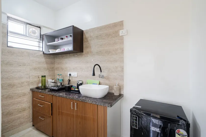 Elmas Suites Bellandur - Image 1