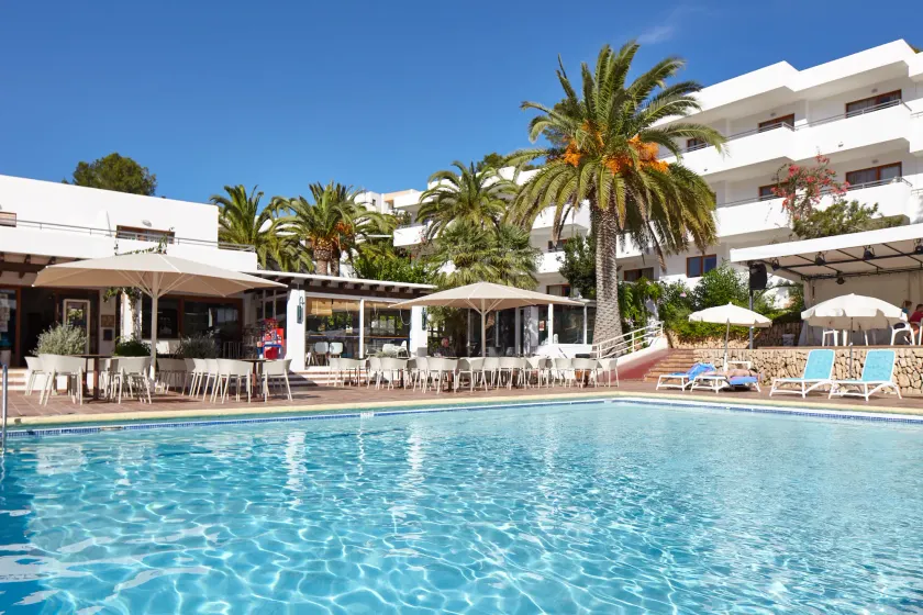 Apartamentos San Miguel Park & Esmeralda Mar - Image 1