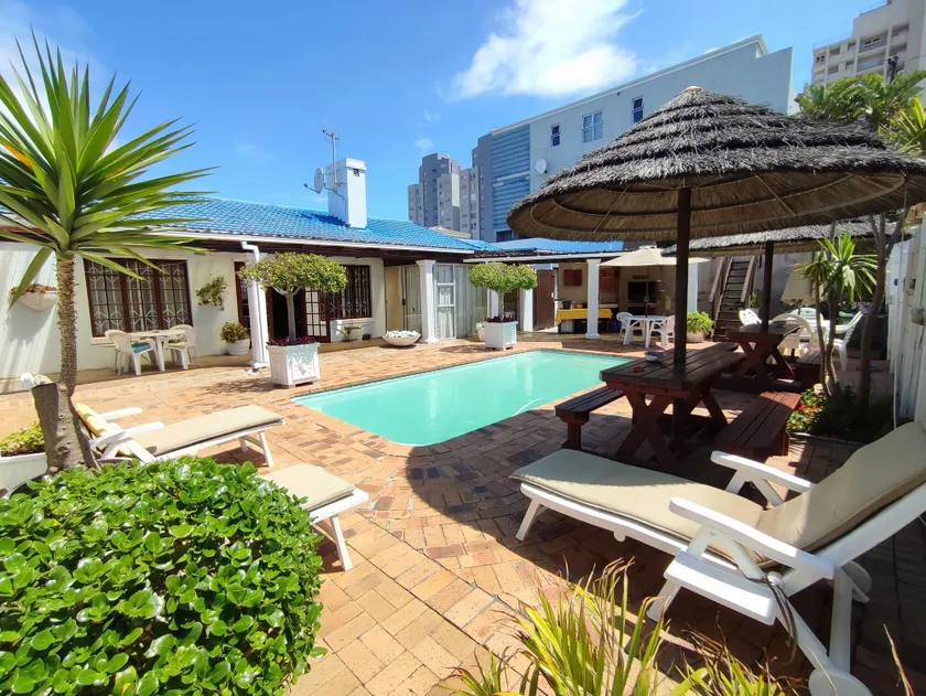 Dolphin Inn Blouberg - Image 1
