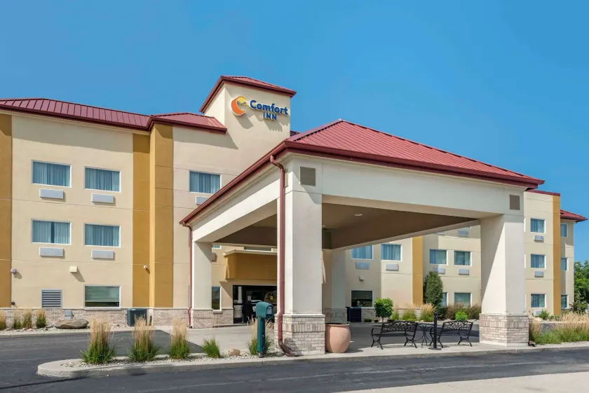 Comfort Inn Crawfordsville - Image 1