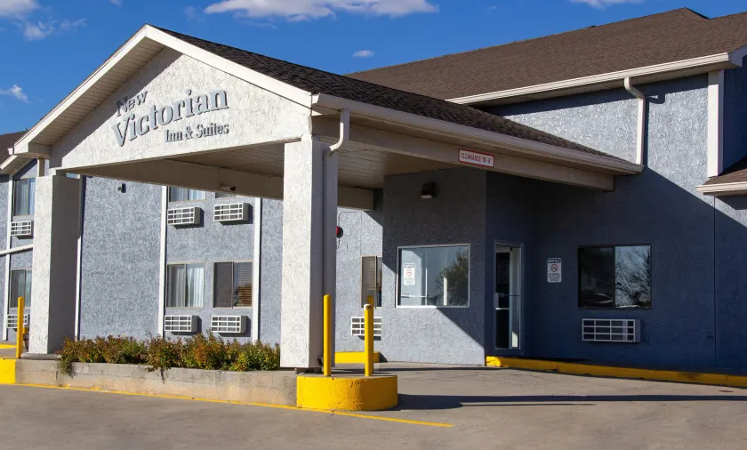 New Victorian Inn & Suites-Norfolk - Image 1