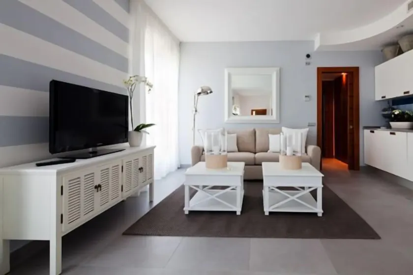 Cubo Apartments - Image 1