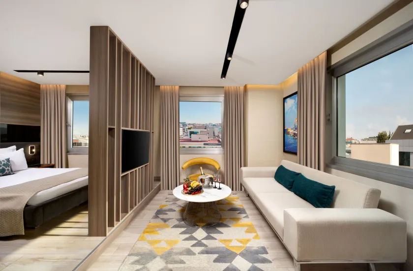 Nish Palace Exlusive Suites - Image 1