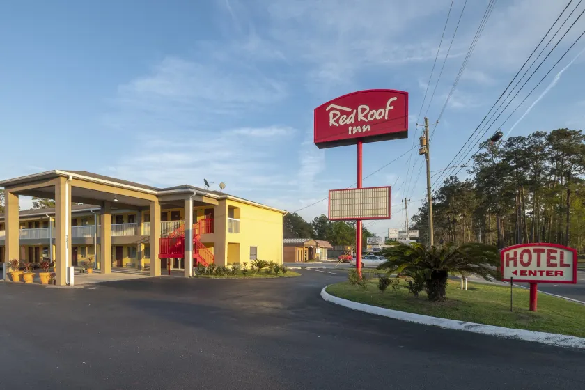 Red Roof Inn Valdosta - University - Image 1