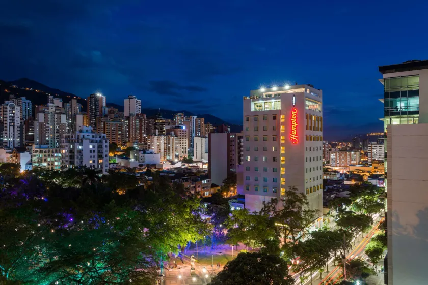 Hampton by Hilton Bucaramanga - Image 1