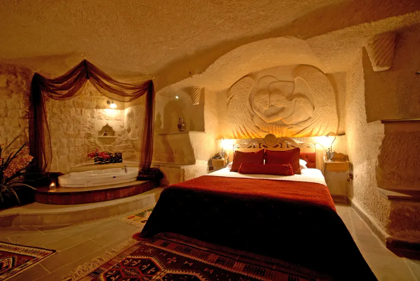 Miras Hotel - Image 1