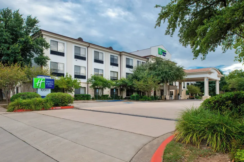 Holiday Inn Express & Suites Austin NW - Lakeline by IHG - Image 1