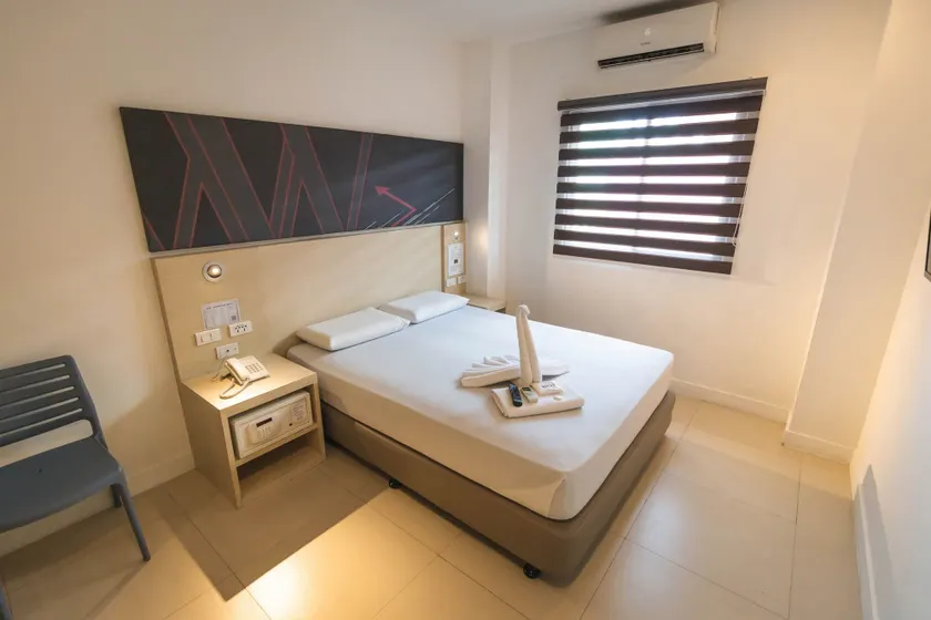 Wow Budget Hotel Cubao - Image 1