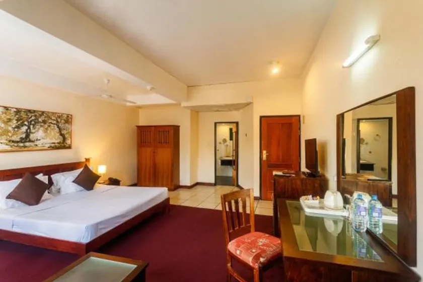 Hotel Janaki - Image 1