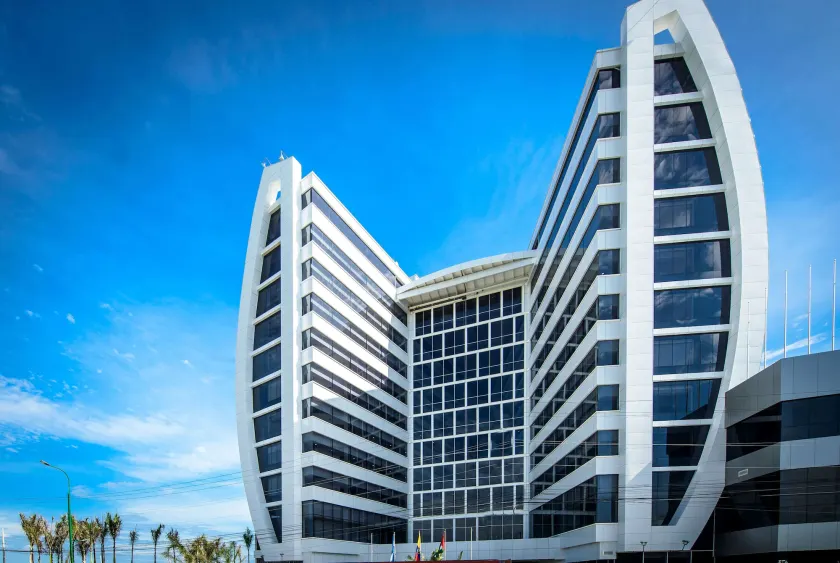 Wyndham Manta Sail Plaza Hotel and Convention Center - Image 1