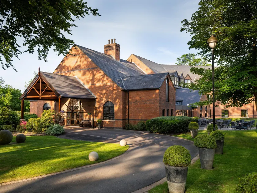 Clandeboye Lodge Hotel - Image 1