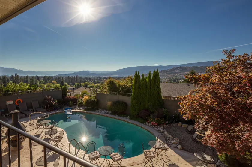 A Vista Villa Couples Retreat - Image 1