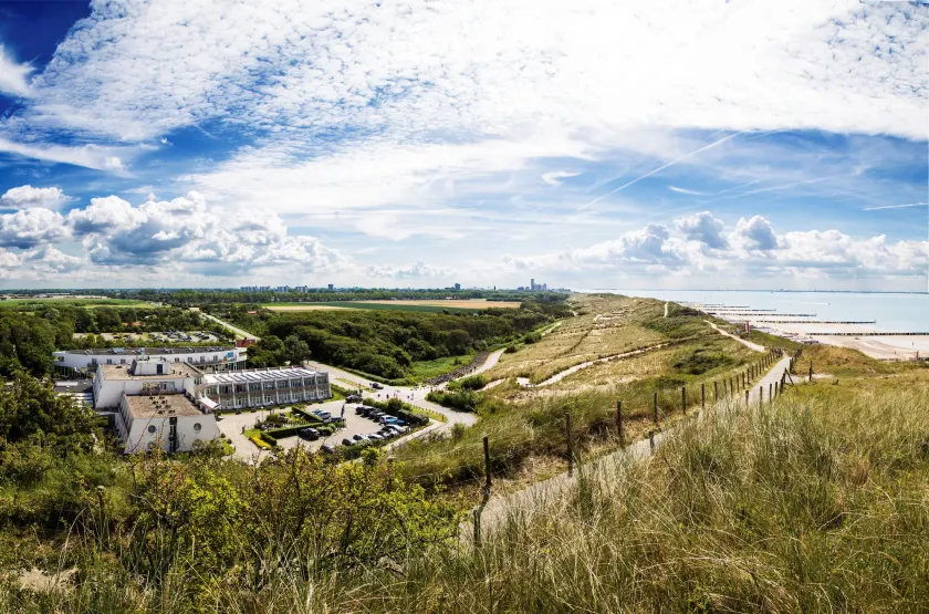 Strandhotel Westduin - Image 1