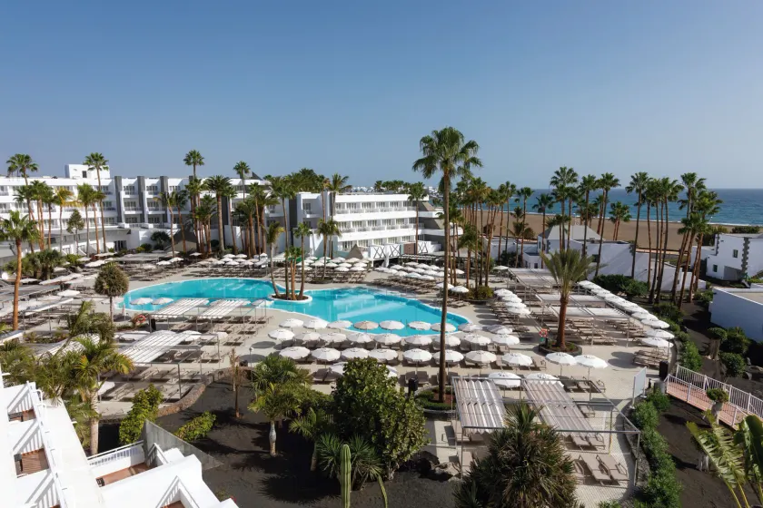 Hotel Riu Paraiso Lanzarote - All Inclusive - Image 1