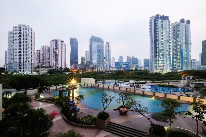 Exclusive 1BR Apartment The Wave Kuningan near Epicentrum - Image 1