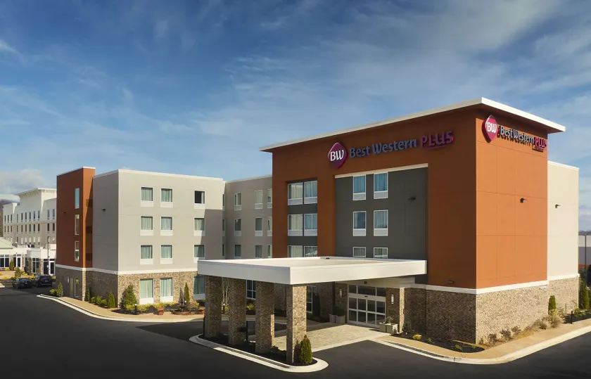 Best Western Plus Desoto - Image 1