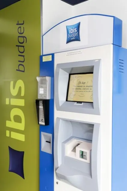 ibis budget Dôle ex Etap Hôtel - Borne des arrivées/des départs