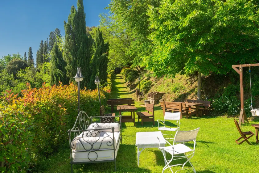 Holiday Home Features a Garden Features and Free Wifi - Image 1