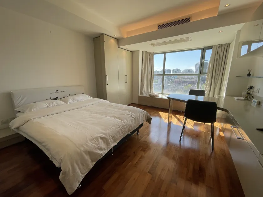 BEIJING SEASONS PARK APARTMENT - Image 1