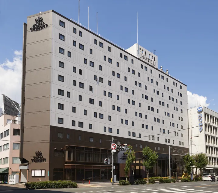 Hotel Consort Shin-Osaka - Image 1