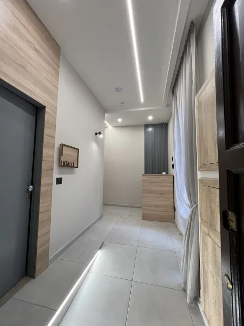 Relais Piazza Del Plebiscito B&B - Image 1