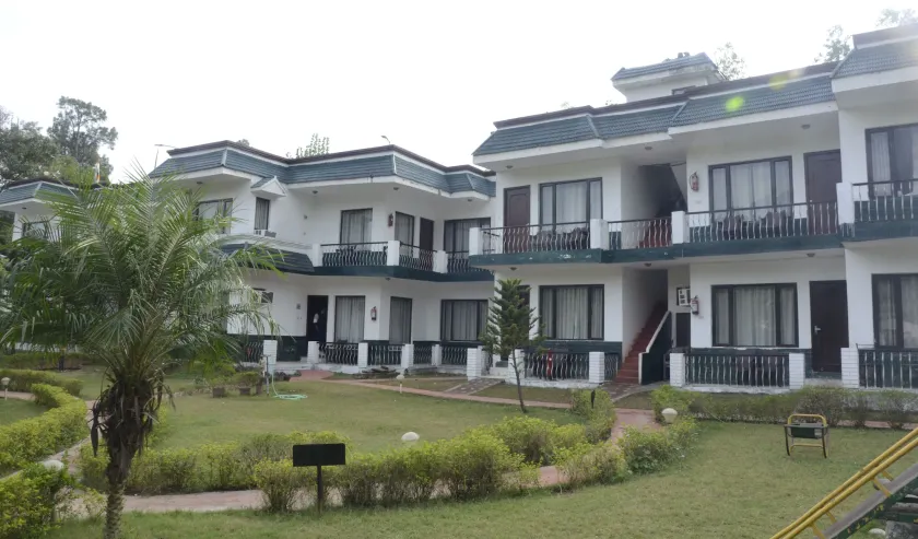 Hotel Van Durga Katra -10 mins Drive from Helipad - Image 1