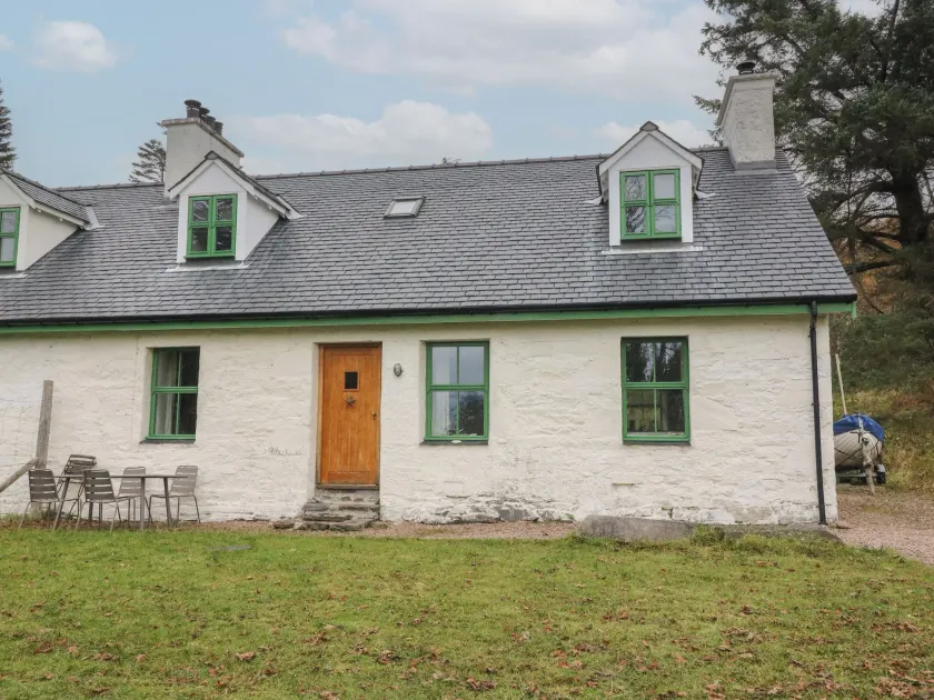 Woodland Cottage - Image 1