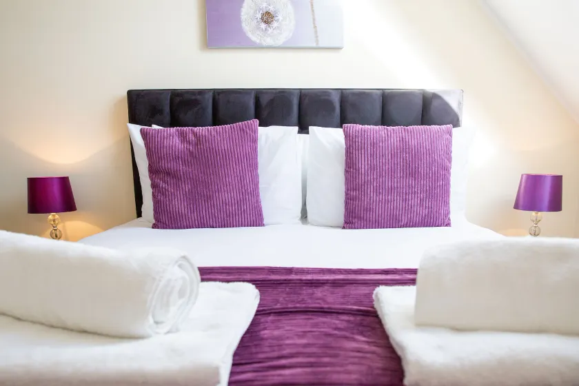 Velvet 2-bedroom apartment Clock House - Hoddesdon - Image 1