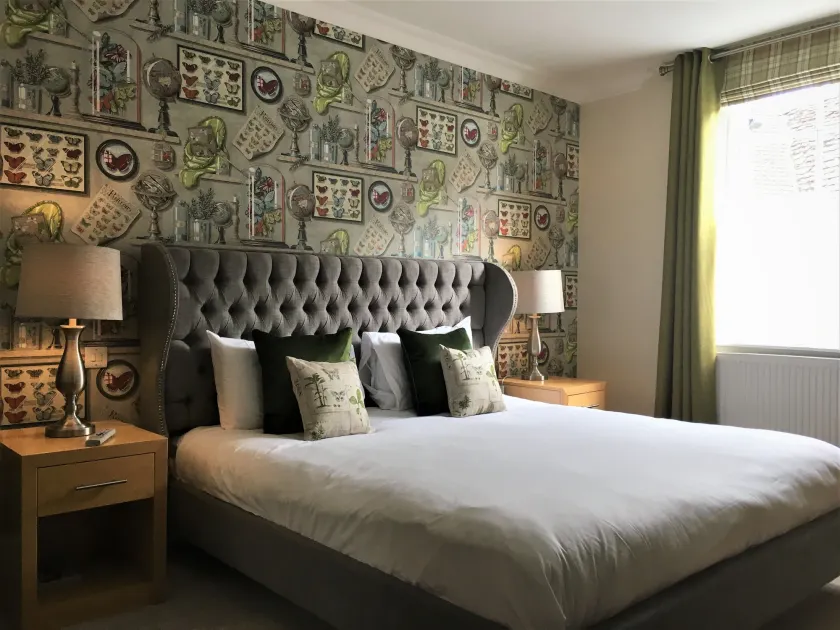 The Highworth Hotel - Image 1