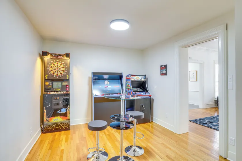 Blair Home w/ Game Room ~ 26 Mi to Omaha! - Innenbereich