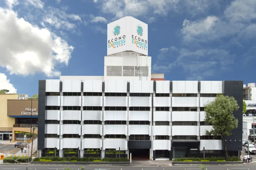 Econo Express Hotel - Image 1